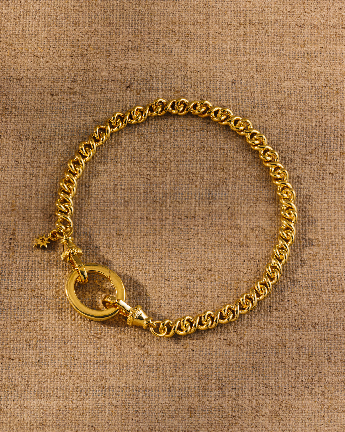 DELLA Infinity Link Bracelet