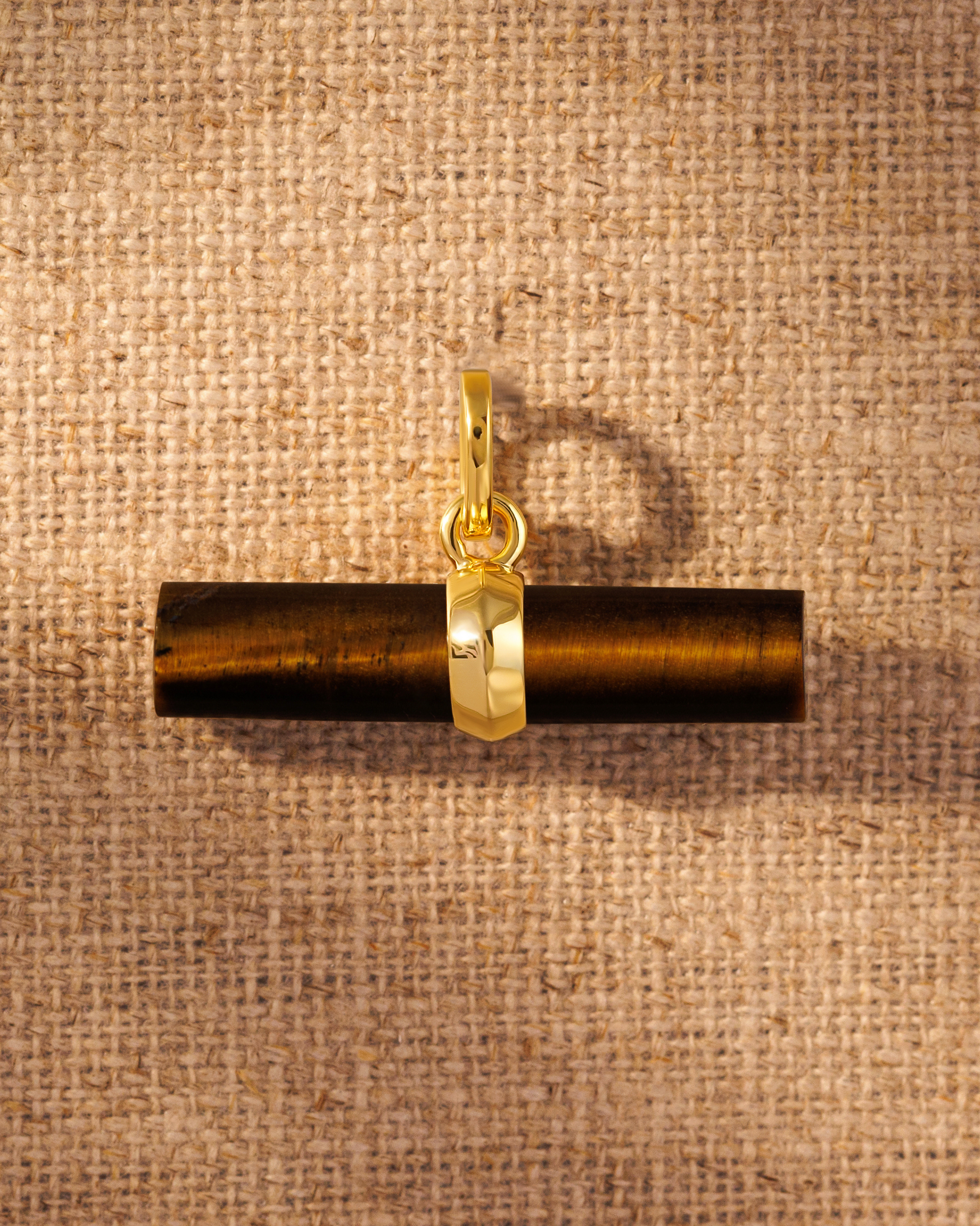 Tigers Eye T-Bar Pendant with gold