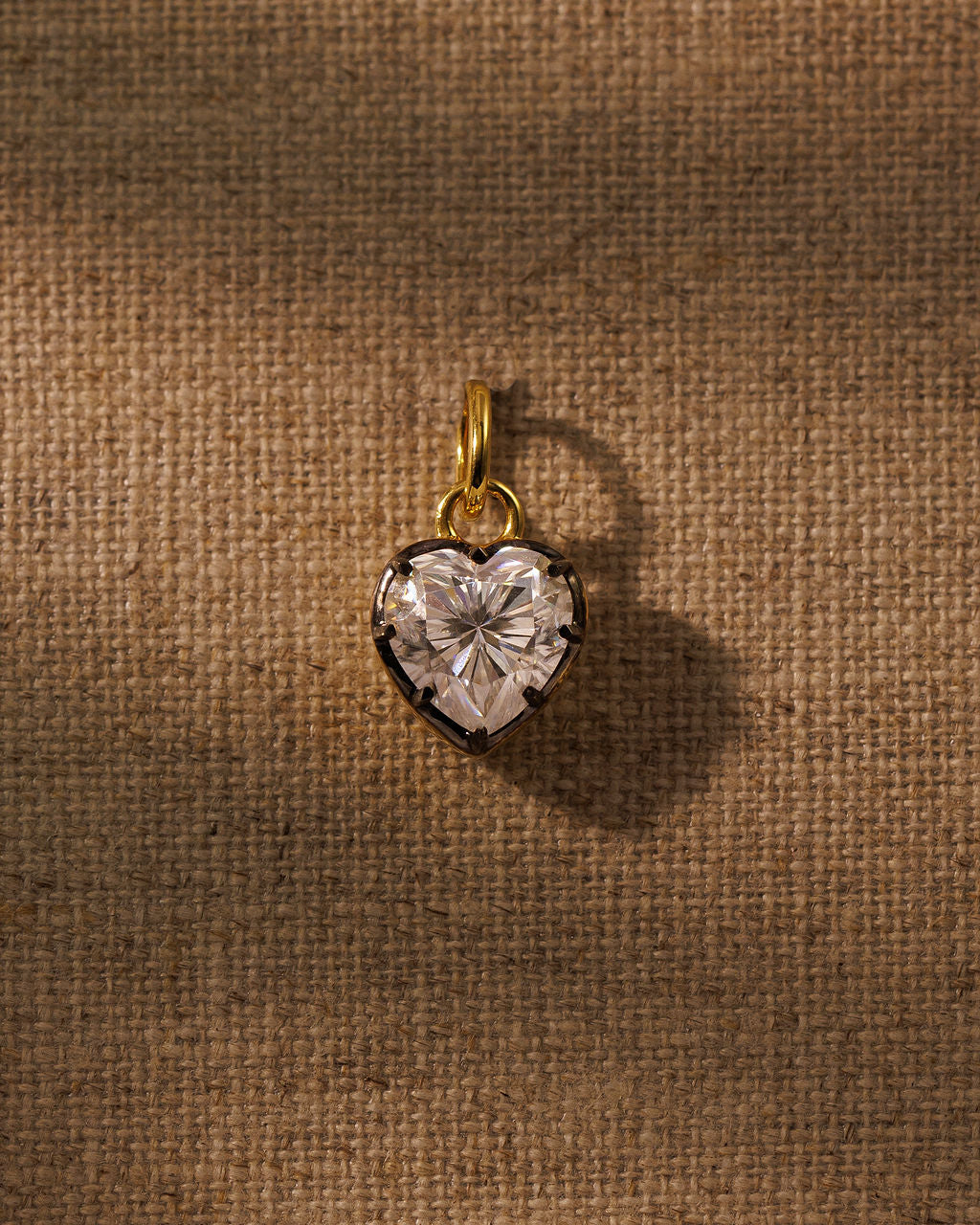 HETTY heart moissanite pendant on the POLLY trombone chain