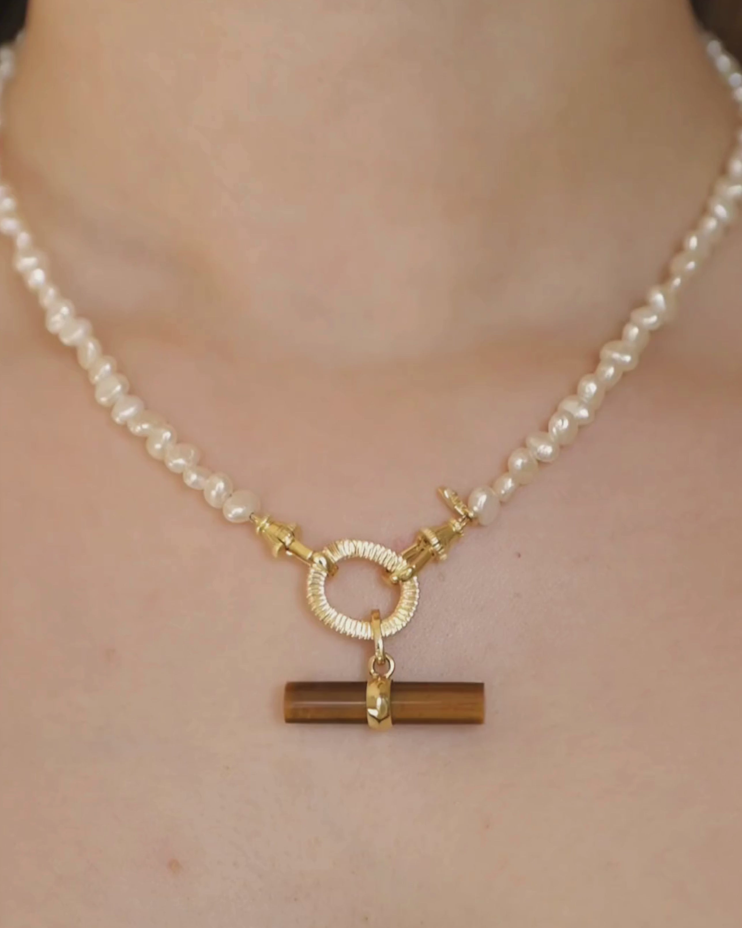 AURA / TIGER'S EYE T BAR Necklace Set