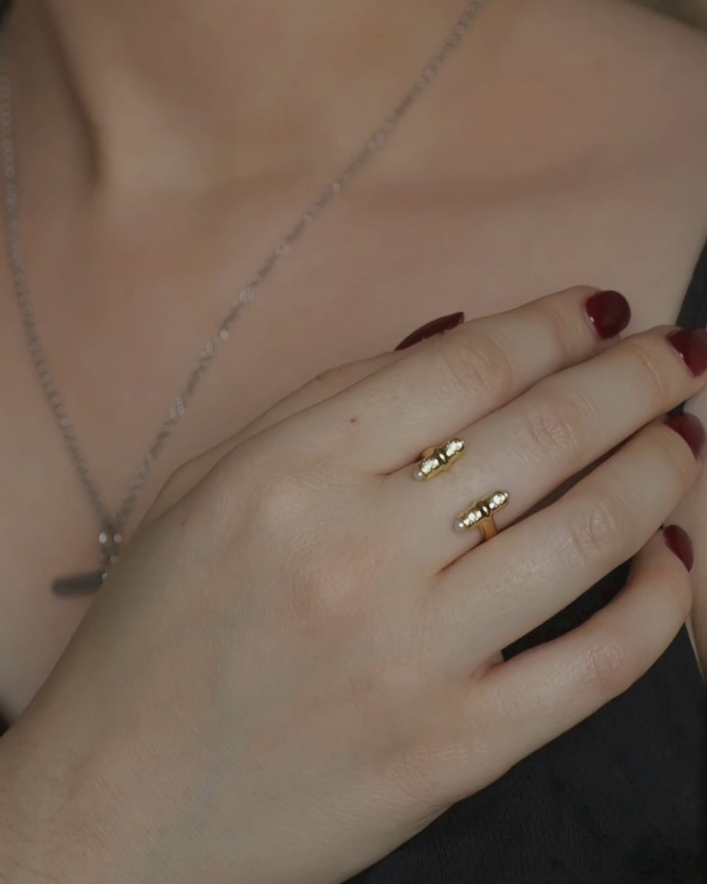 LYLA T-Bar Ring